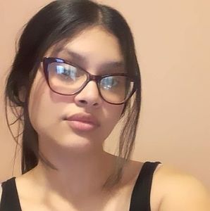 Meet your Posher, Eimy